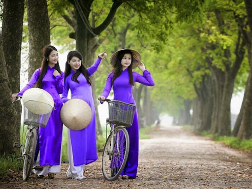 Áo dài - Biểu tượng văn hóa của dân tộc Việt Nam