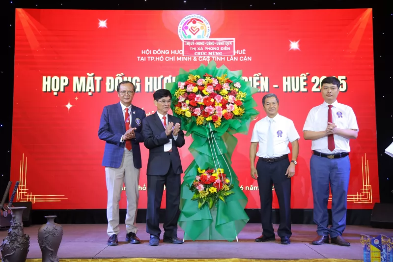 Ảnh liên quan