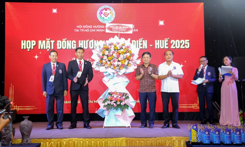 Ảnh liên quan