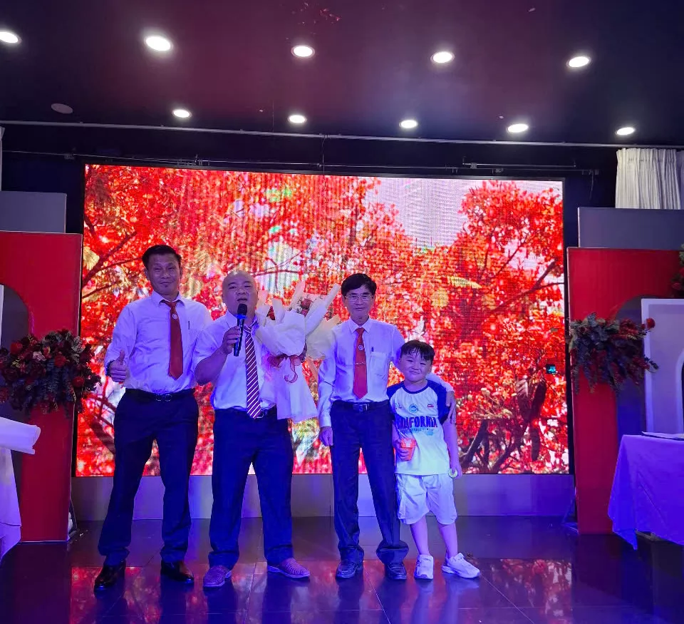 Ảnh liên quan