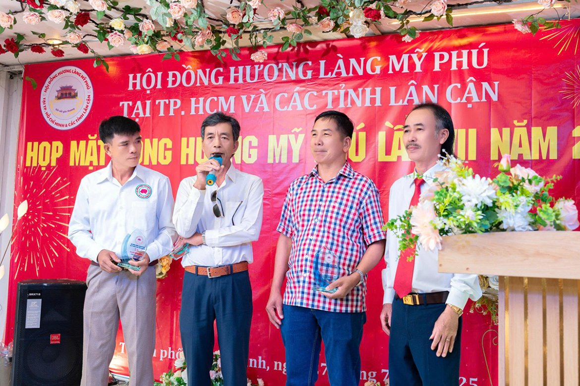 Ảnh liên quan
