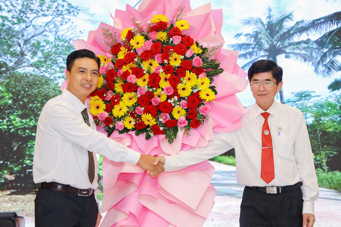 Ảnh liên quan