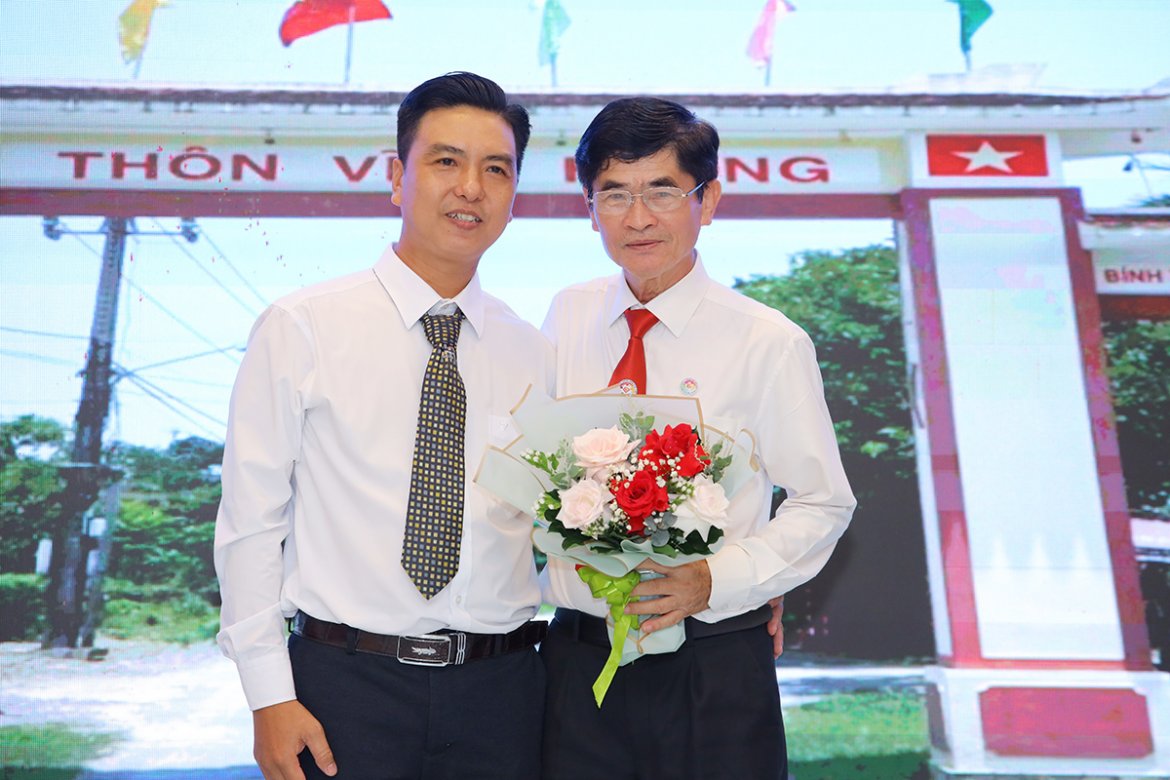 Ảnh liên quan