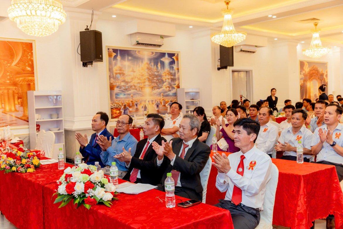 Ảnh liên quan