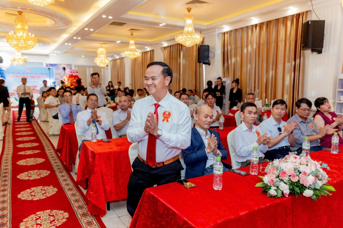 Ảnh liên quan