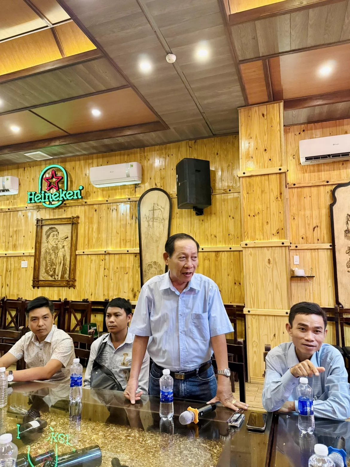 Ảnh liên quan