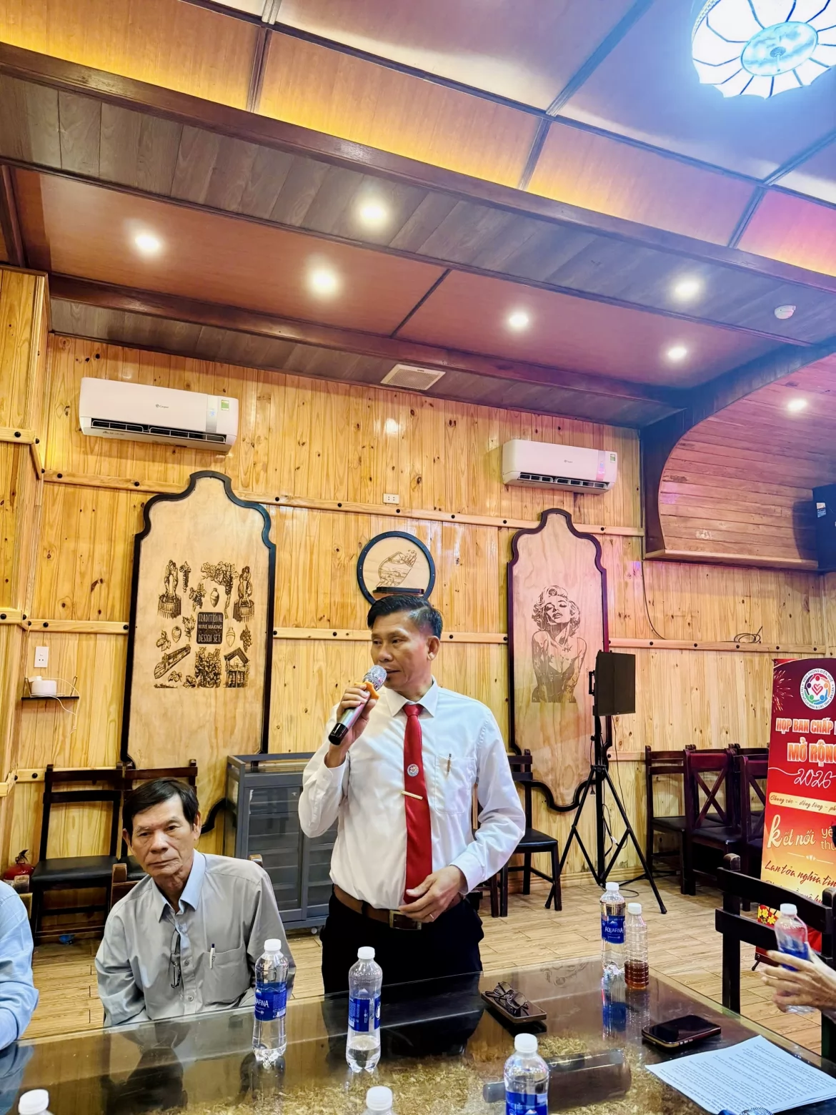 Ảnh liên quan