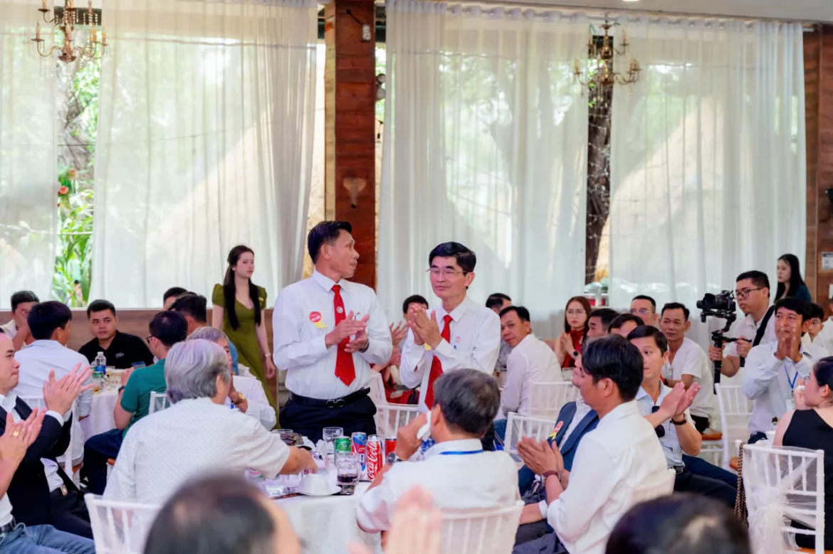 Ảnh liên quan