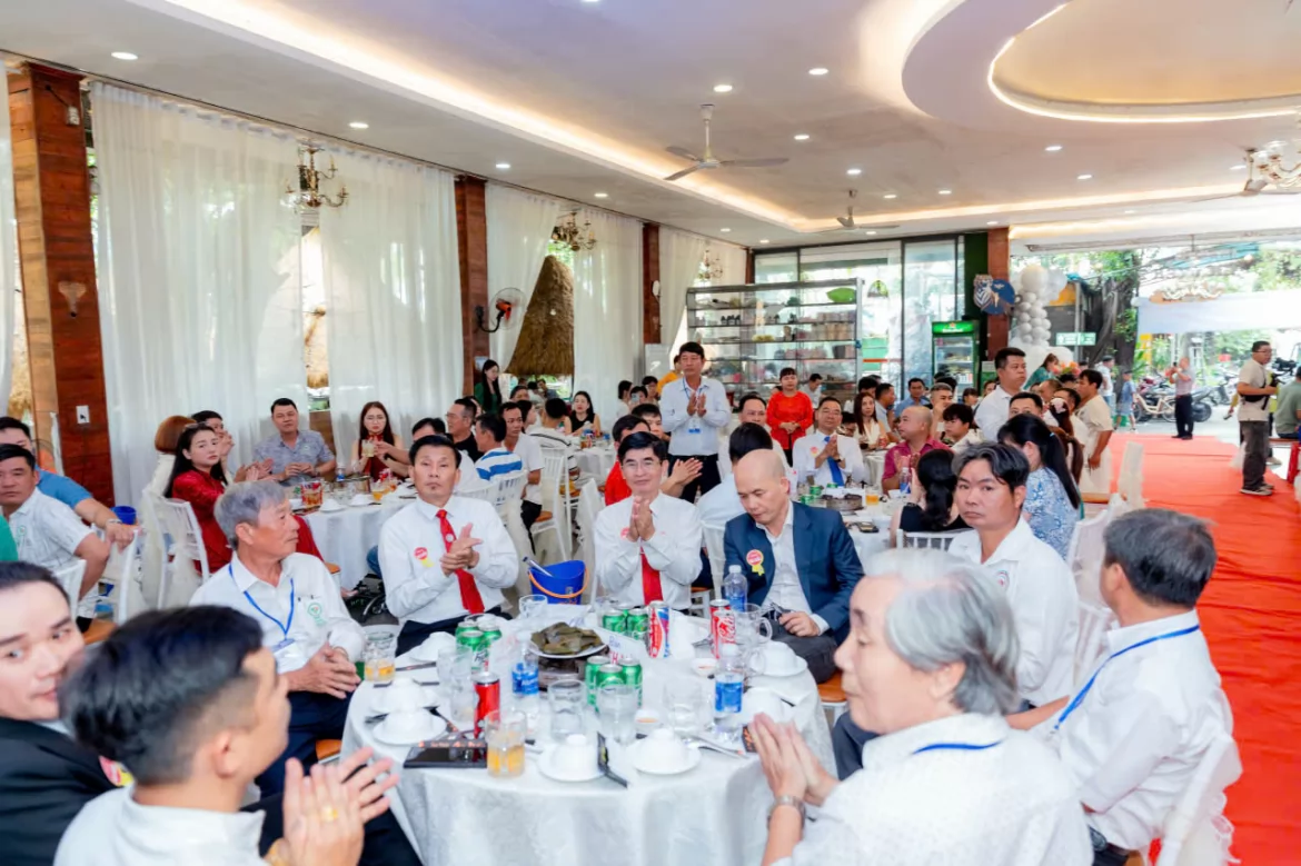 Ảnh liên quan