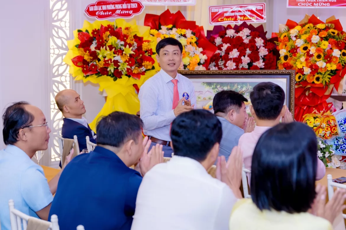 Ảnh liên quan