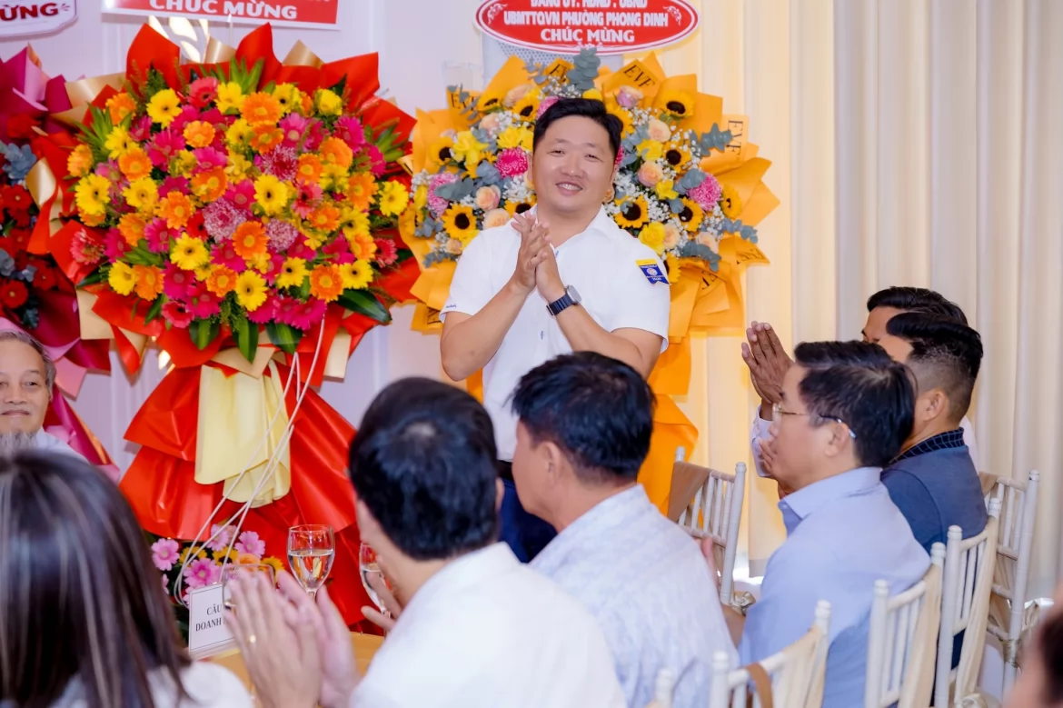 Ảnh liên quan