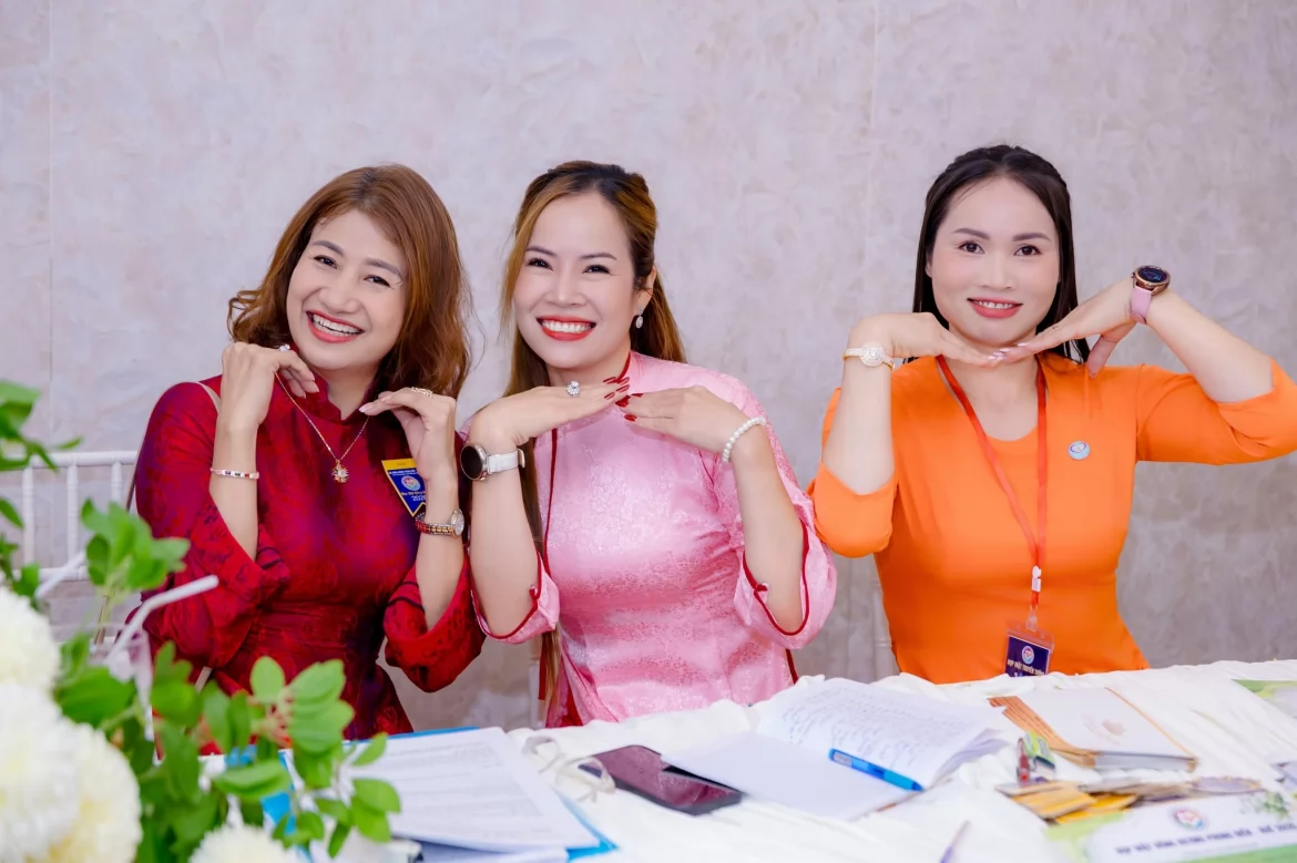 Ảnh liên quan
