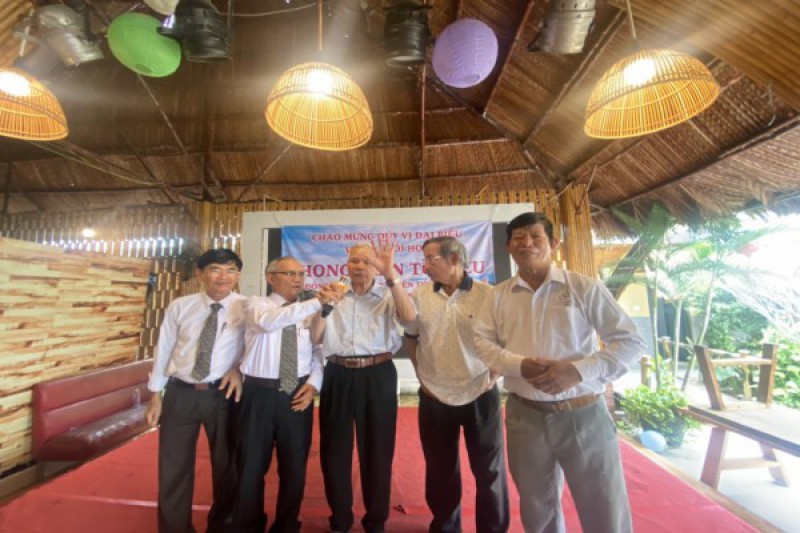 Ảnh liên quan