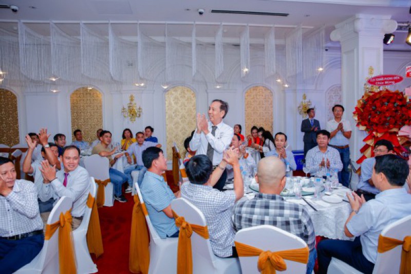 Ảnh liên quan
