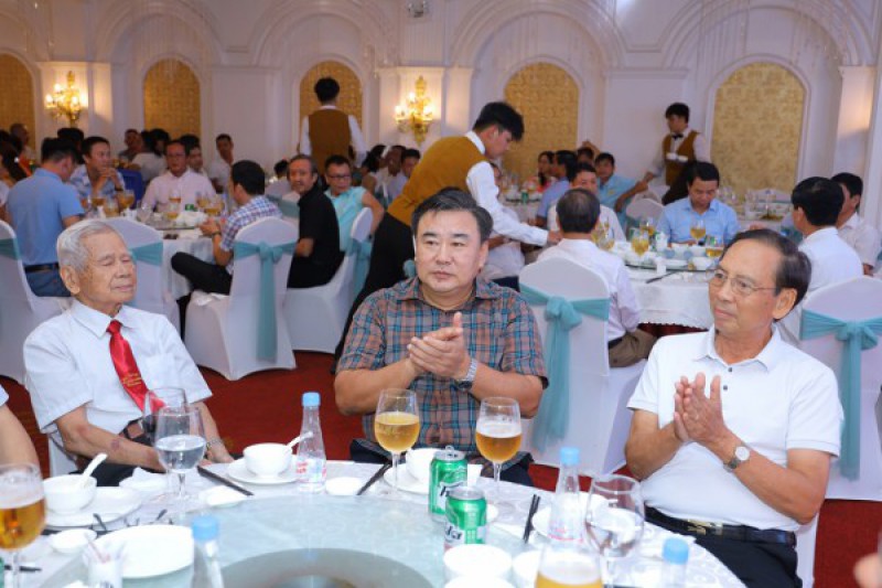 Ảnh liên quan