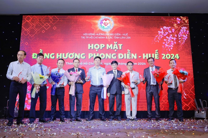 Ảnh liên quan