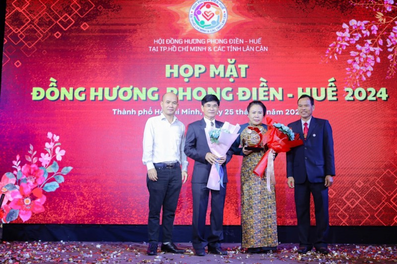 Ảnh liên quan