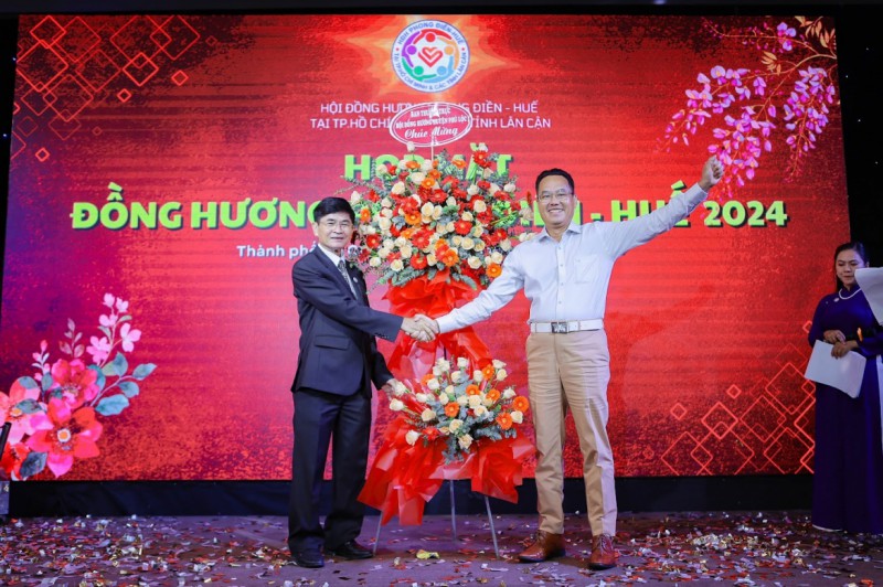 Ảnh liên quan