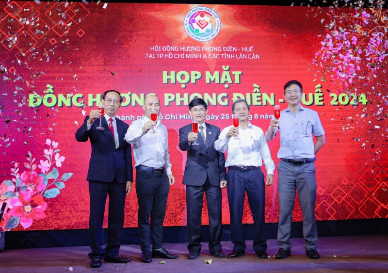 Ảnh liên quan
