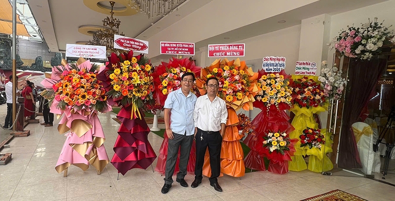 Ảnh liên quan