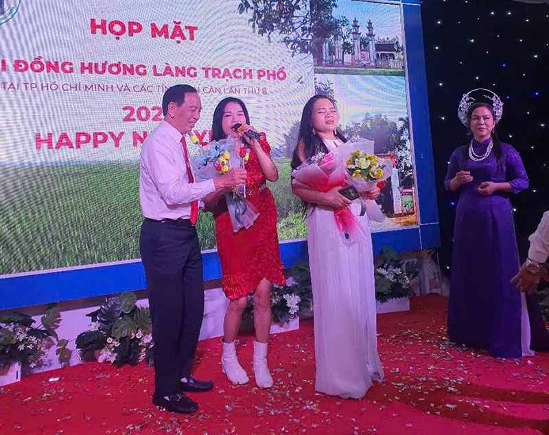 Ảnh liên quan