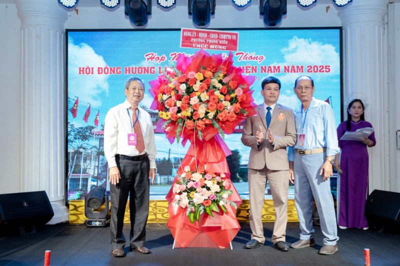 Ảnh liên quan