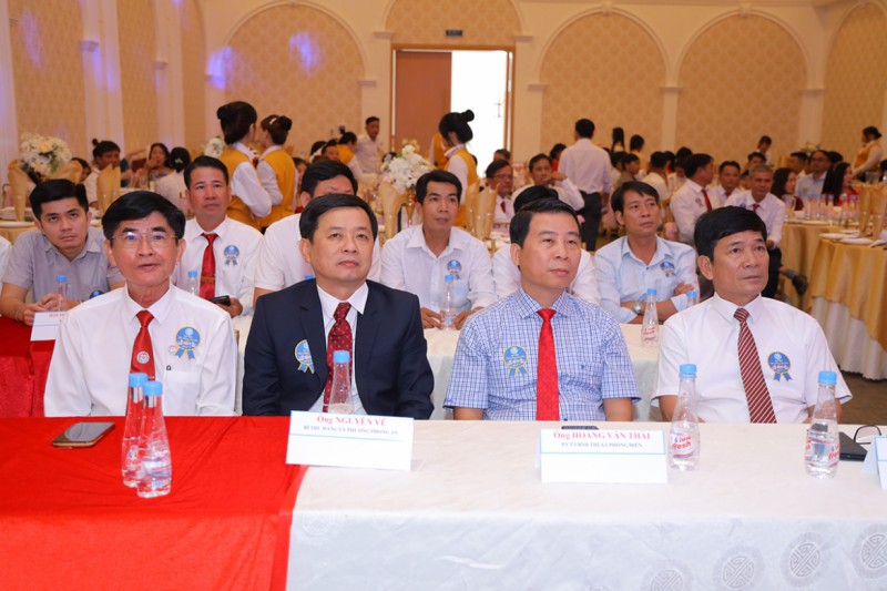 Ảnh liên quan